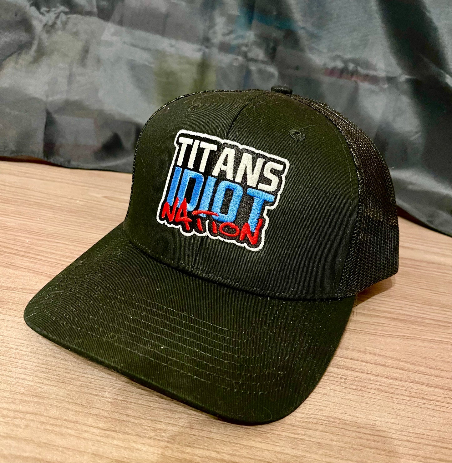 Titans Idiot Nation "Stacked" Structured Hat : Black w/ Black Mesh : Snap Back